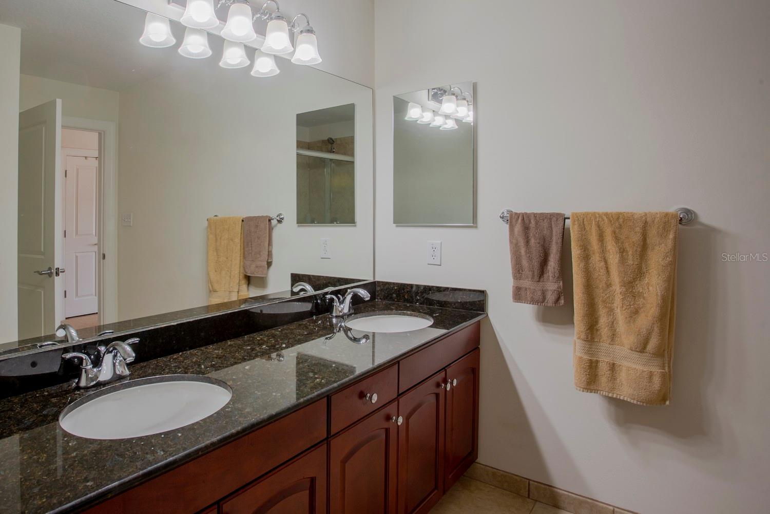 Image 9 of 16 For 628 Cleveland Street 1114