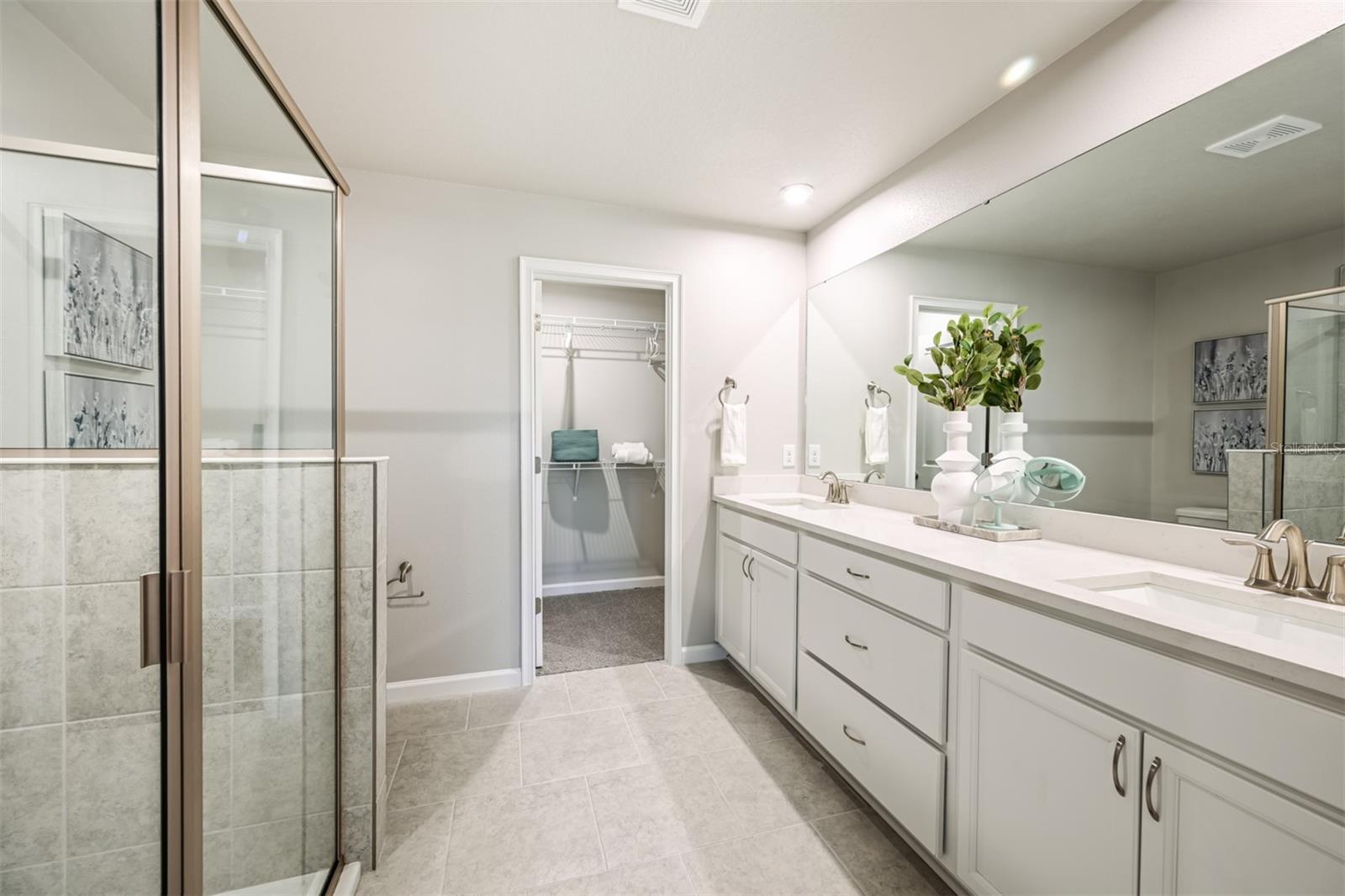 Listing photo id 11 for 1144 Creek Valley Court
