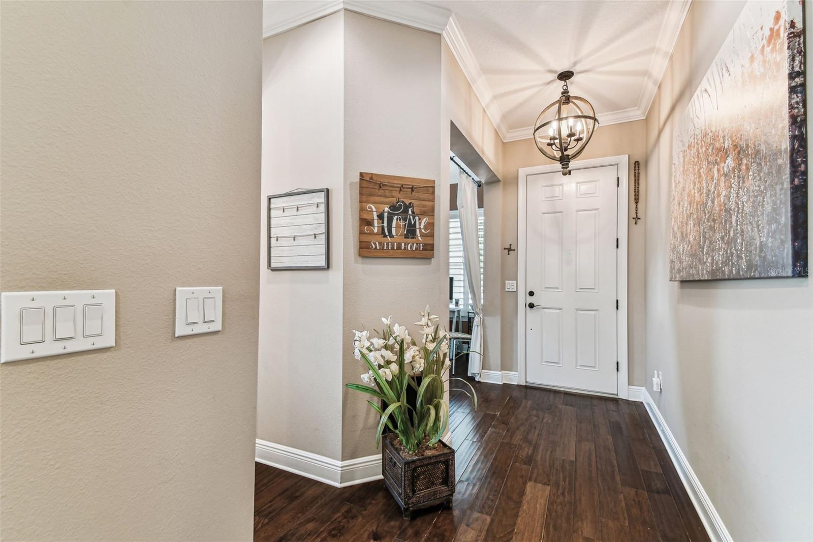 Image 12 of 72 For 6022 Elkins Avenue