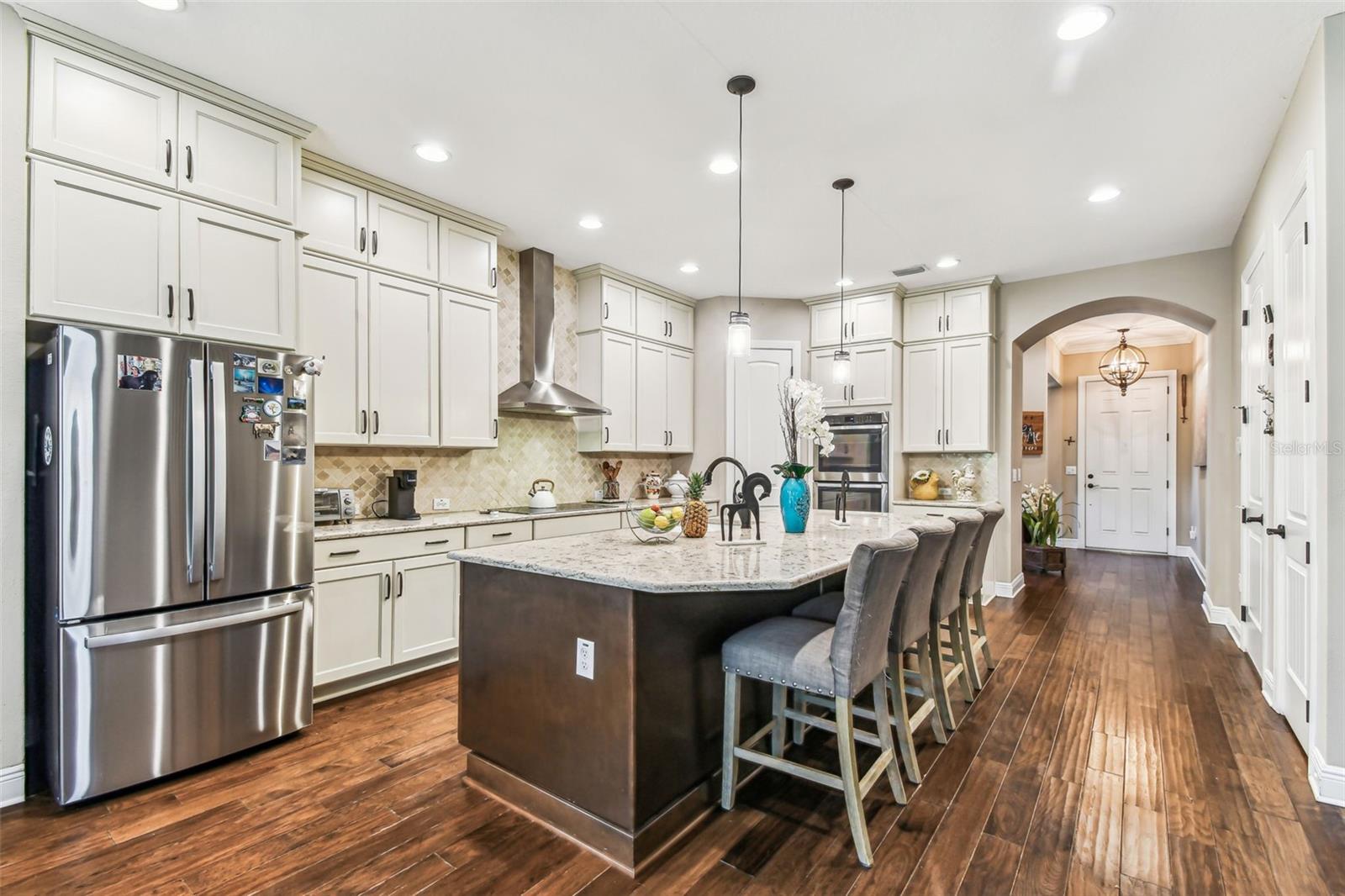 Image 15 of 72 For 6022 Elkins Avenue