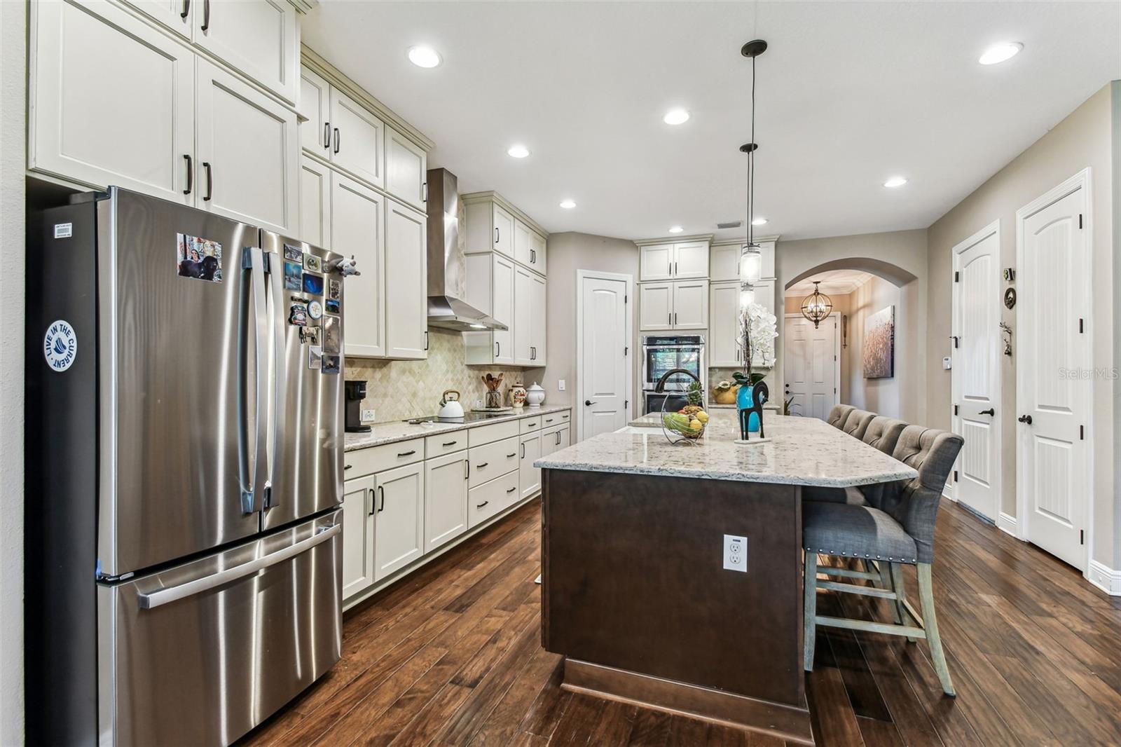 Image 22 of 72 For 6022 Elkins Avenue