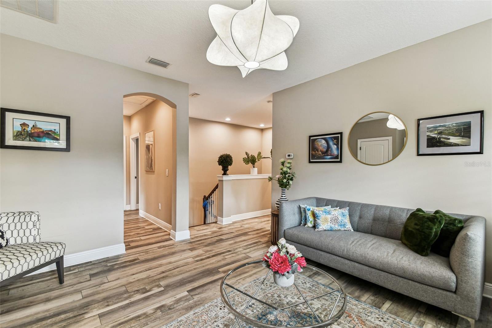 Image 36 of 72 For 6022 Elkins Avenue