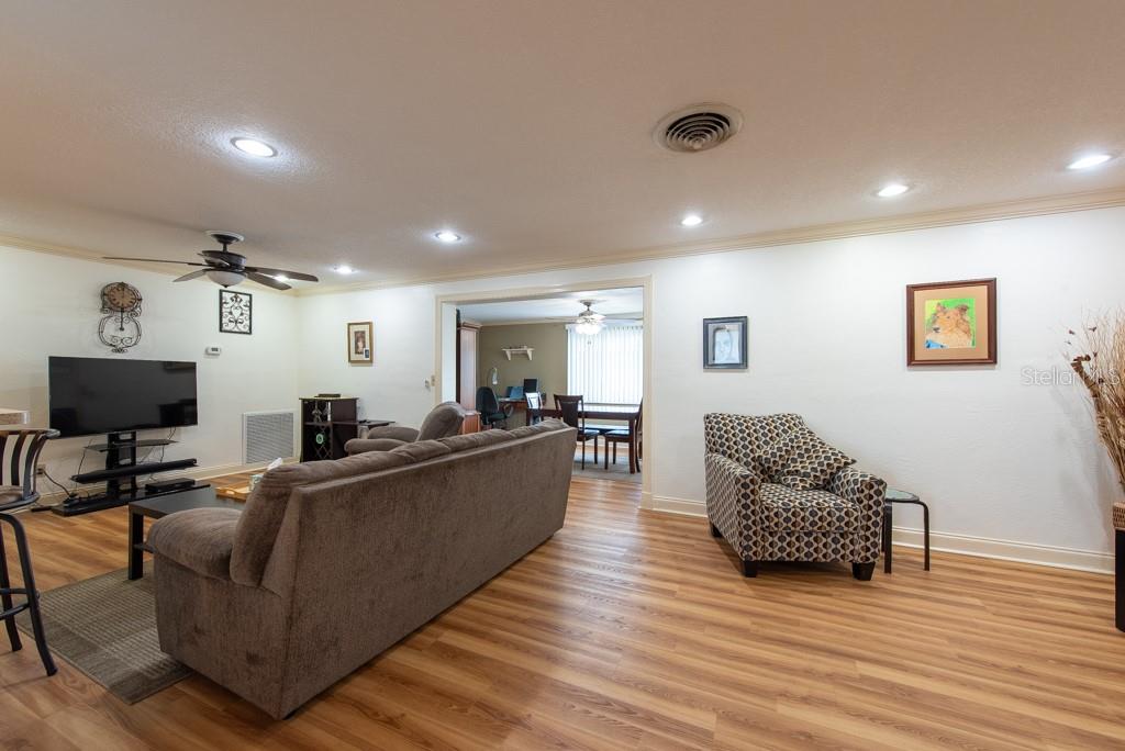 Image 2 of 45 For 11029 90th Avenue