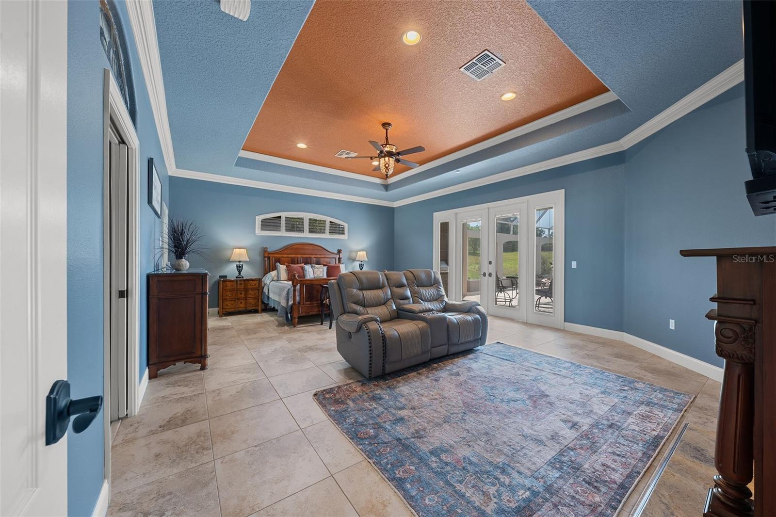 Listing photo id 22 for 10117 Breezy Pines Court