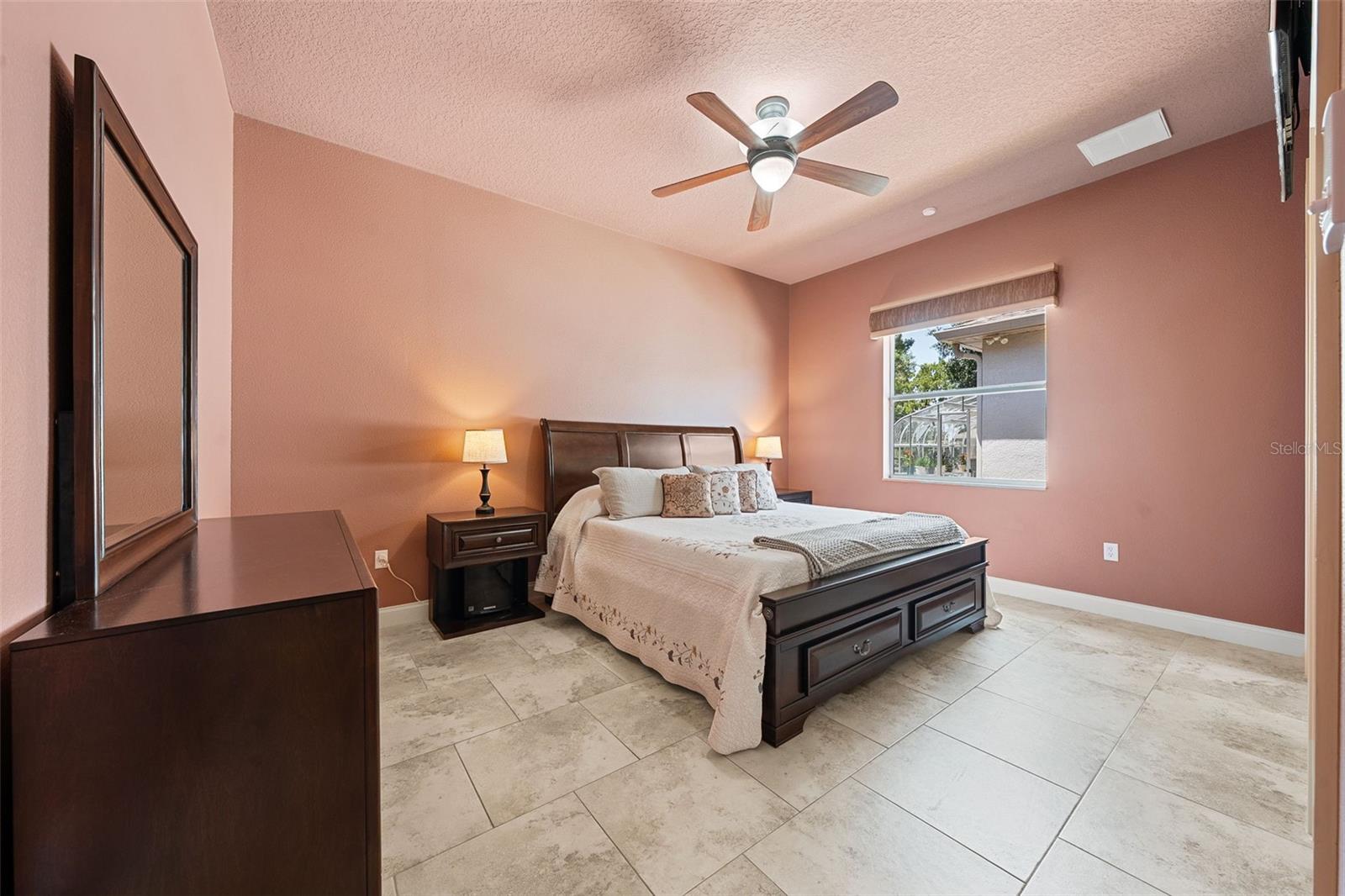 Listing photo id 43 for 10117 Breezy Pines Court