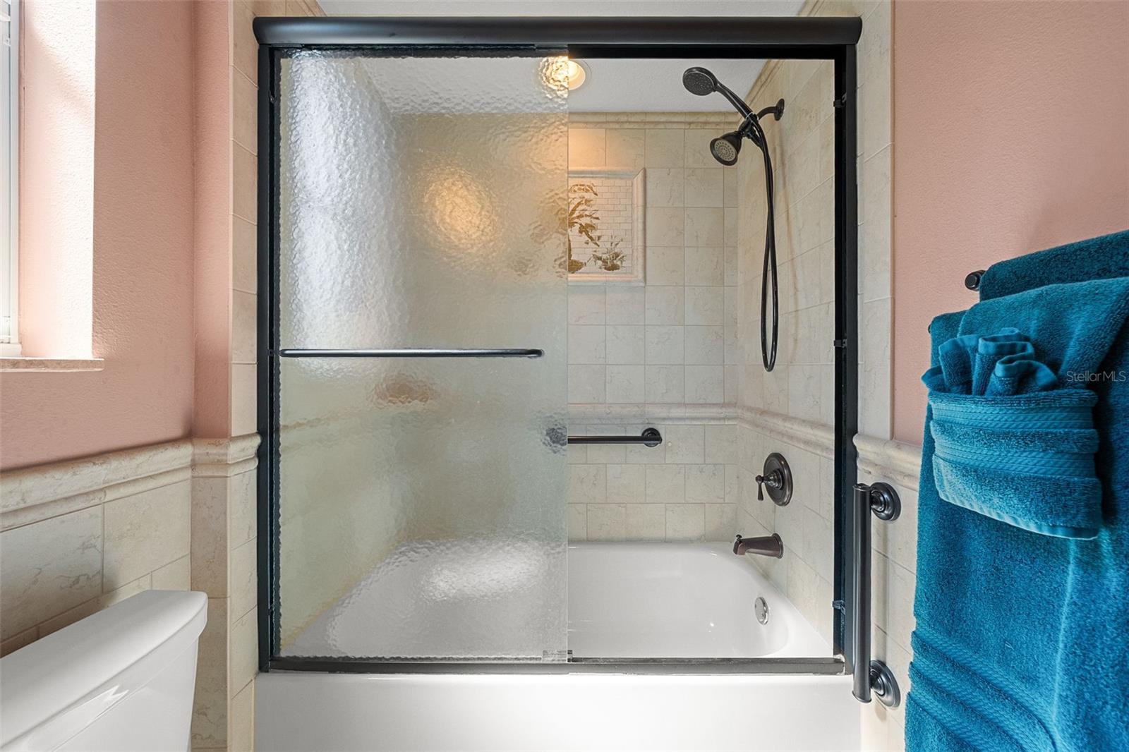 Listing photo id 47 for 10117 Breezy Pines Court