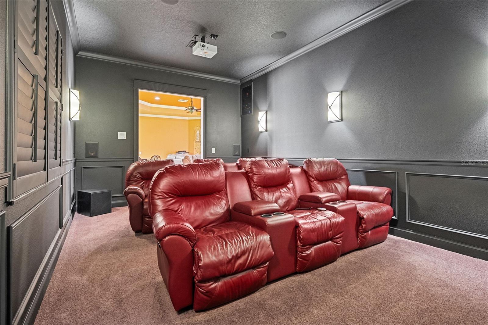 Listing photo id 60 for 10117 Breezy Pines Court