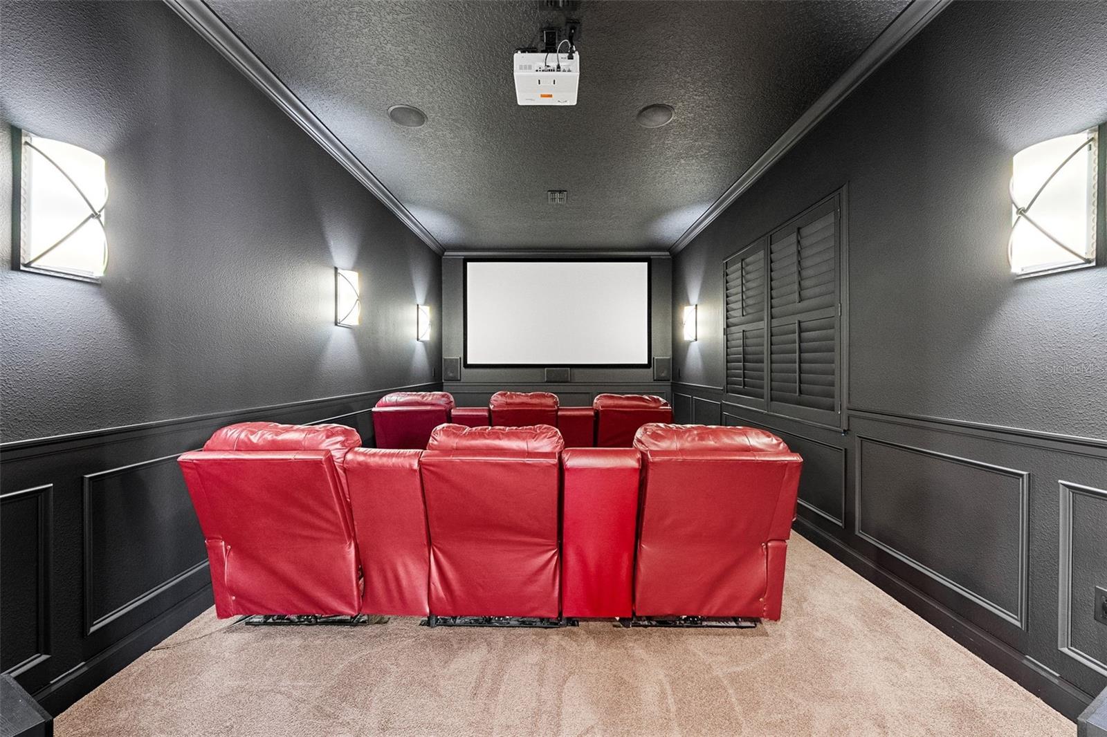Listing photo id 62 for 10117 Breezy Pines Court