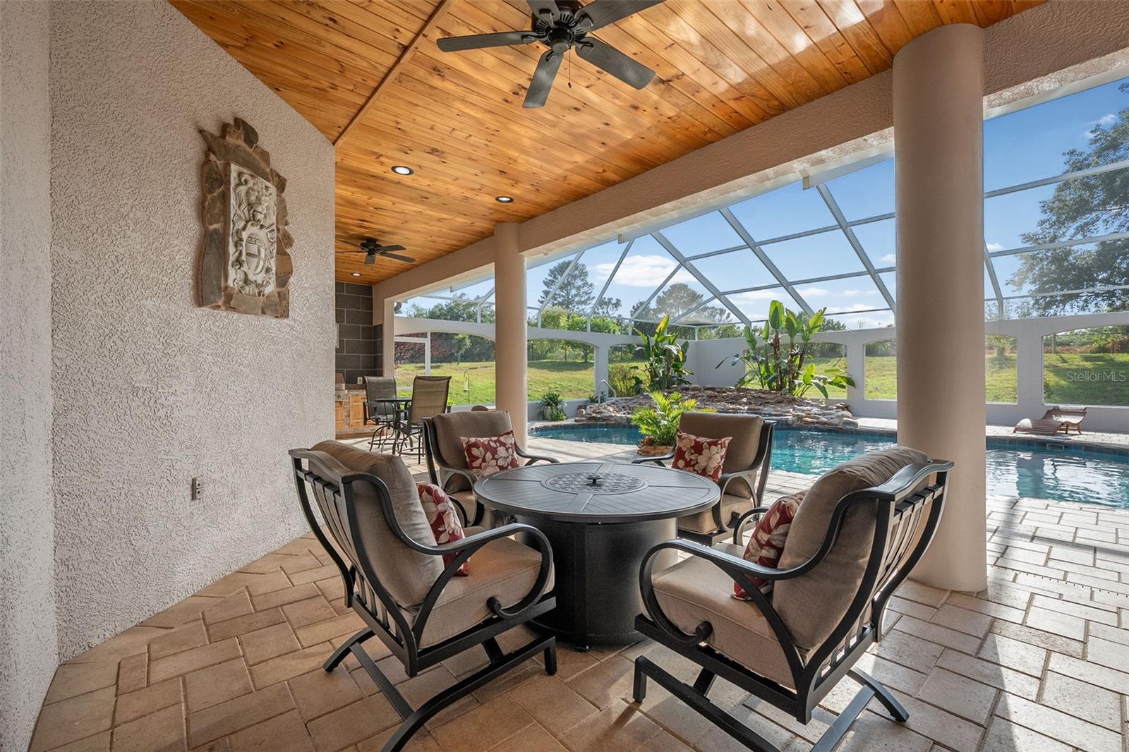 Listing photo id 63 for 10117 Breezy Pines Court