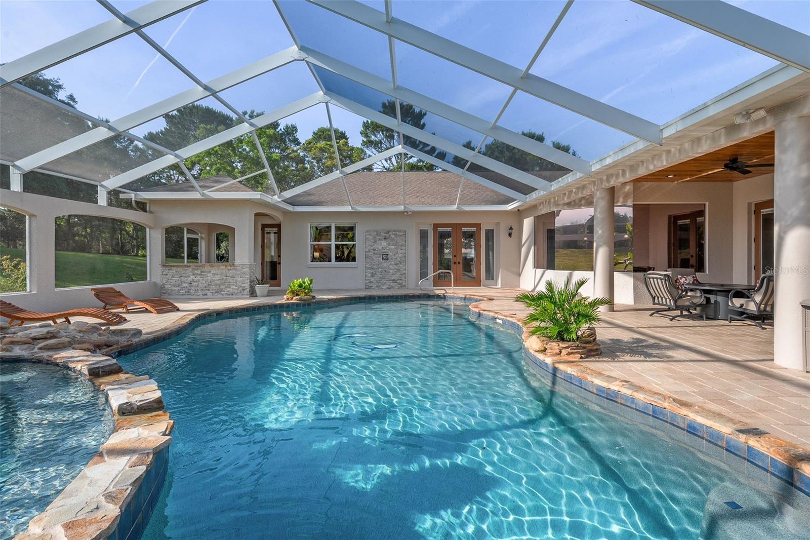 Listing photo id 68 for 10117 Breezy Pines Court