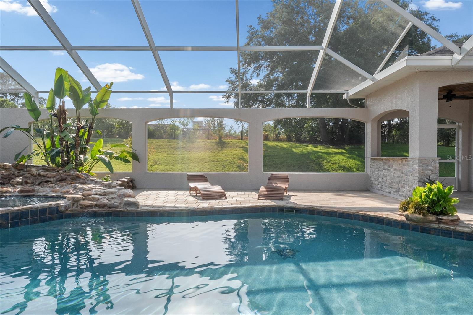 Listing photo id 70 for 10117 Breezy Pines Court