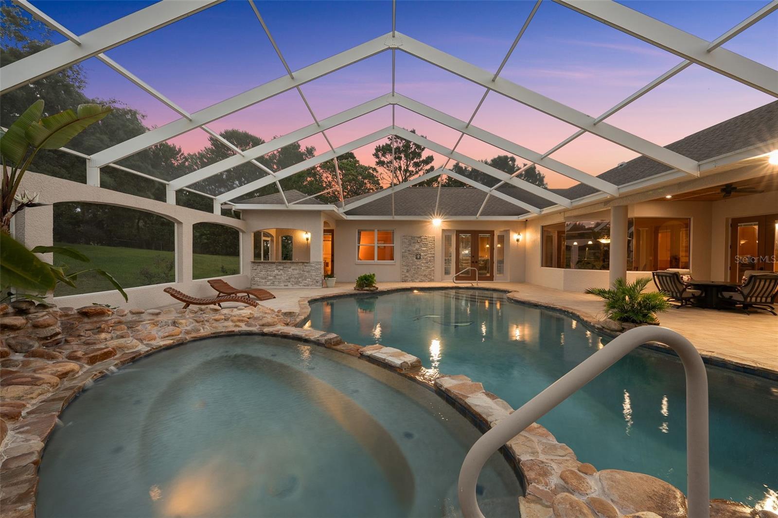 Listing photo id 90 for 10117 Breezy Pines Court