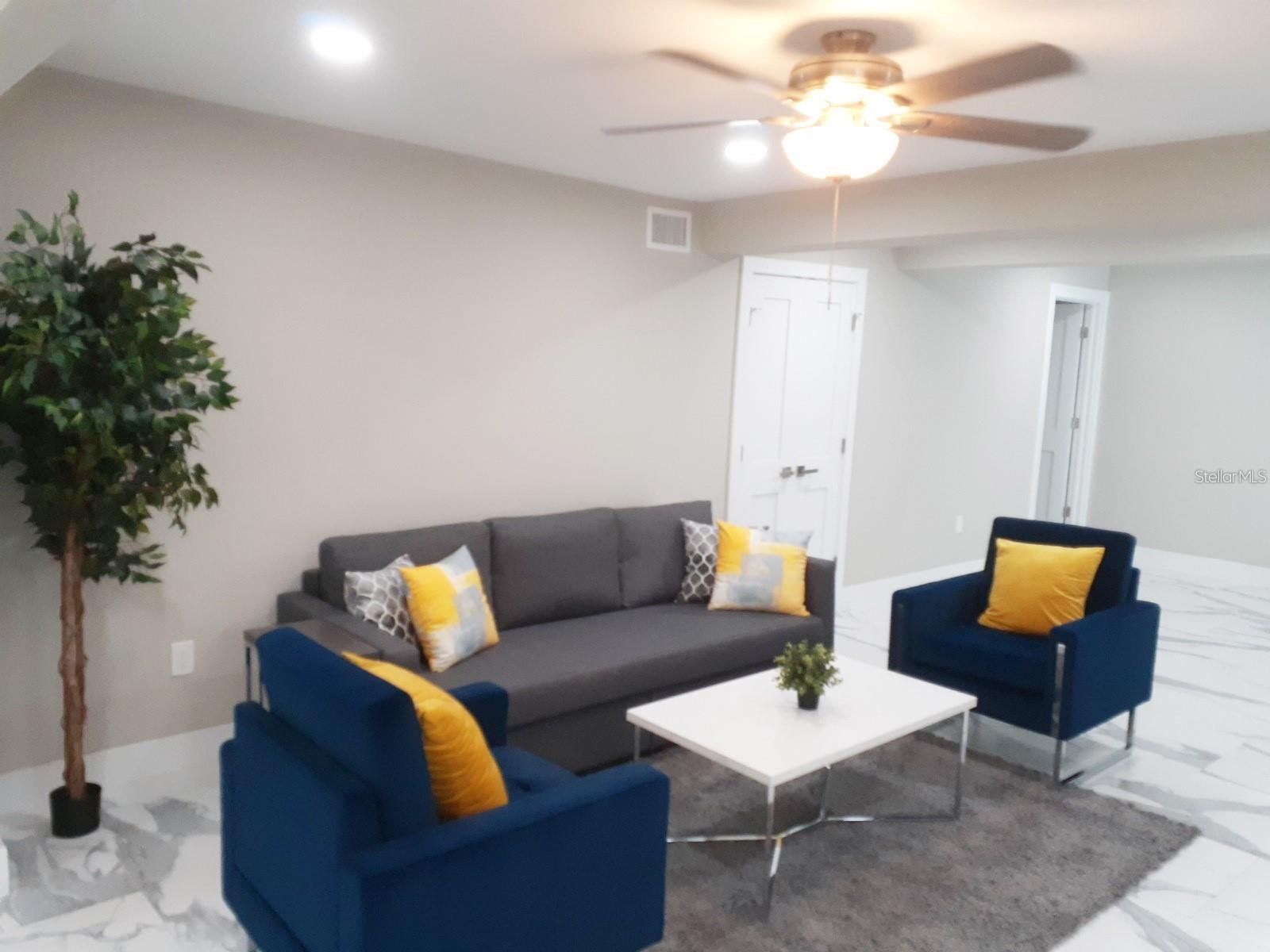 Image 12 of 100 For 2042 Craft Lane