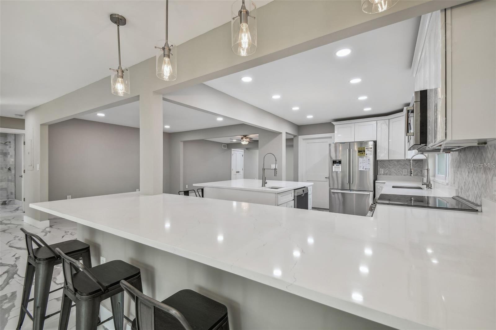 Image 2 of 100 For 2042 Craft Lane