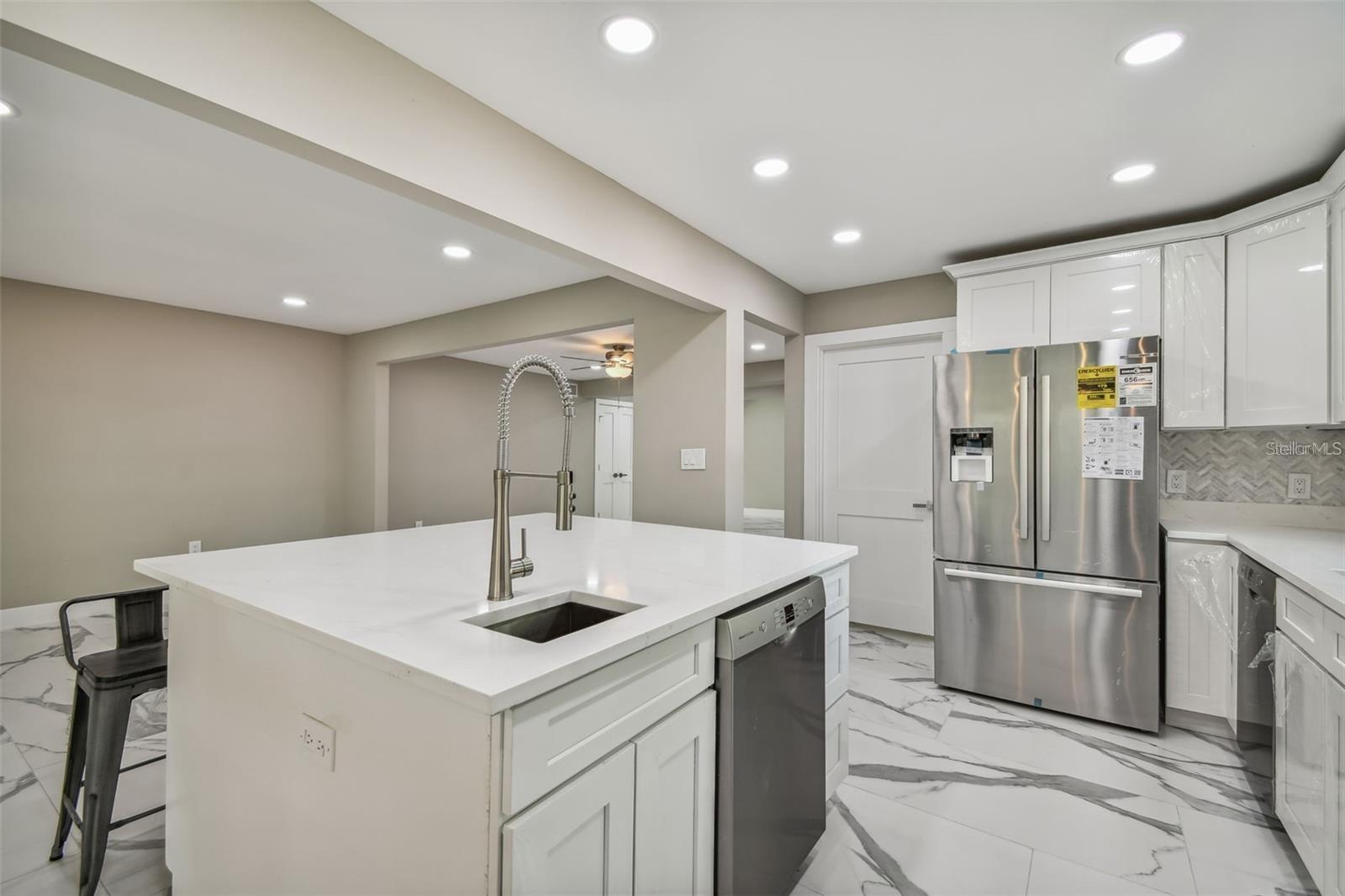 Image 32 of 100 For 2042 Craft Lane