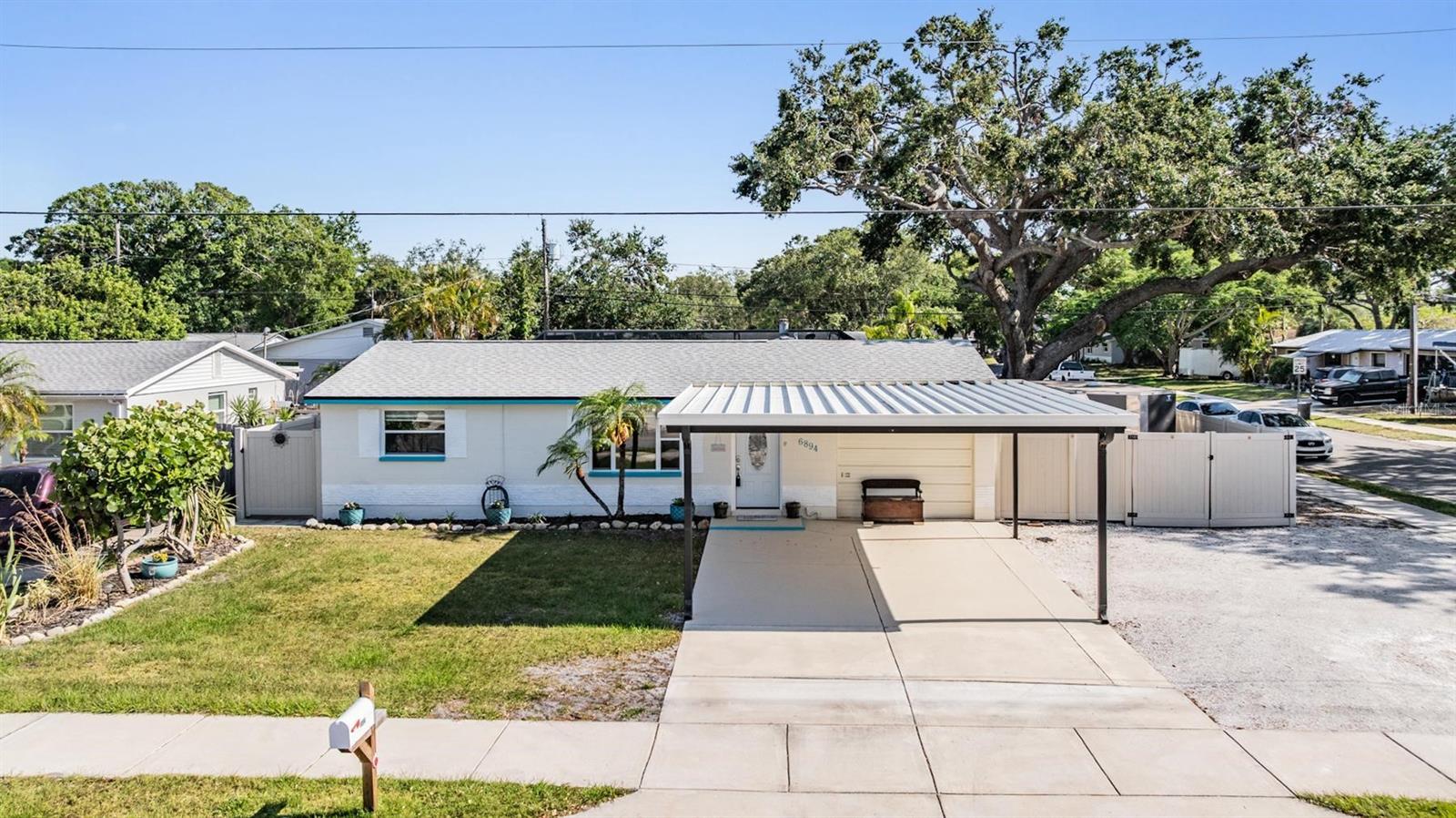 Details for 6894 82nd Avenue N, PINELLAS PARK, FL 33781