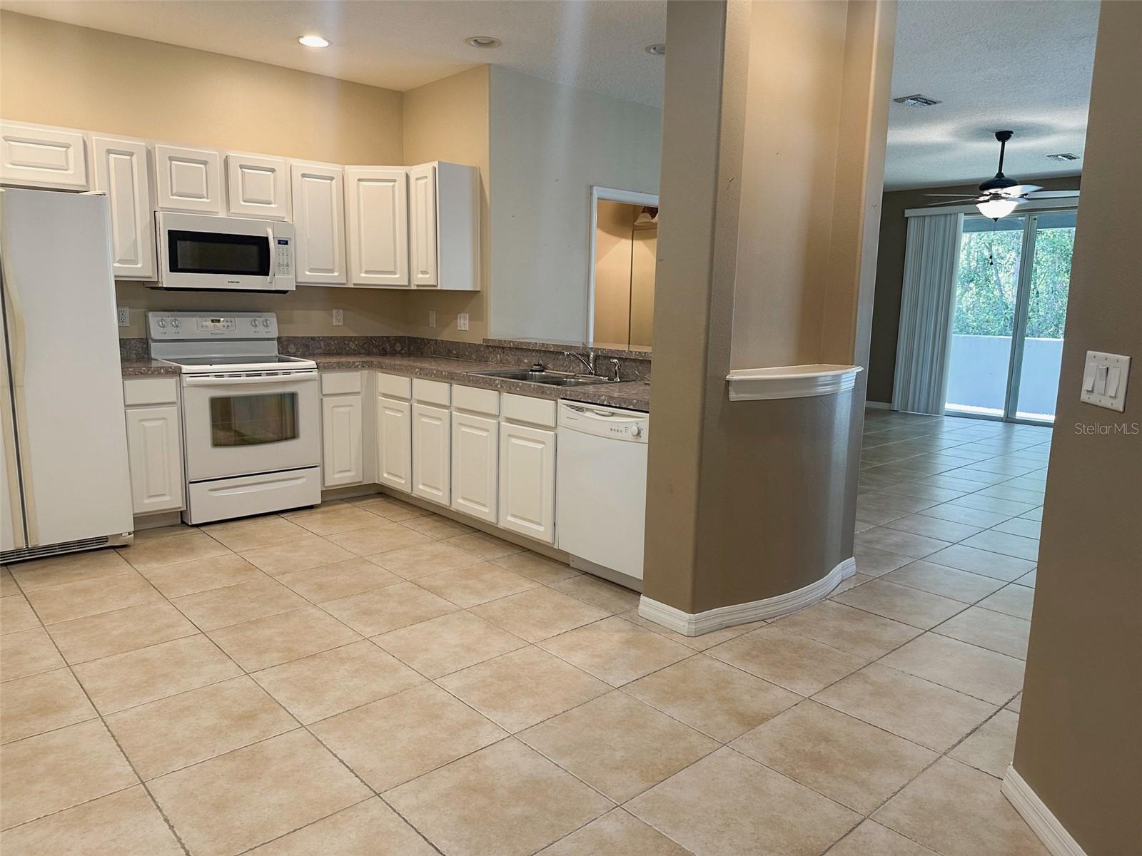 Image 4 of 54 For 6304 Parkside Meadow Drive