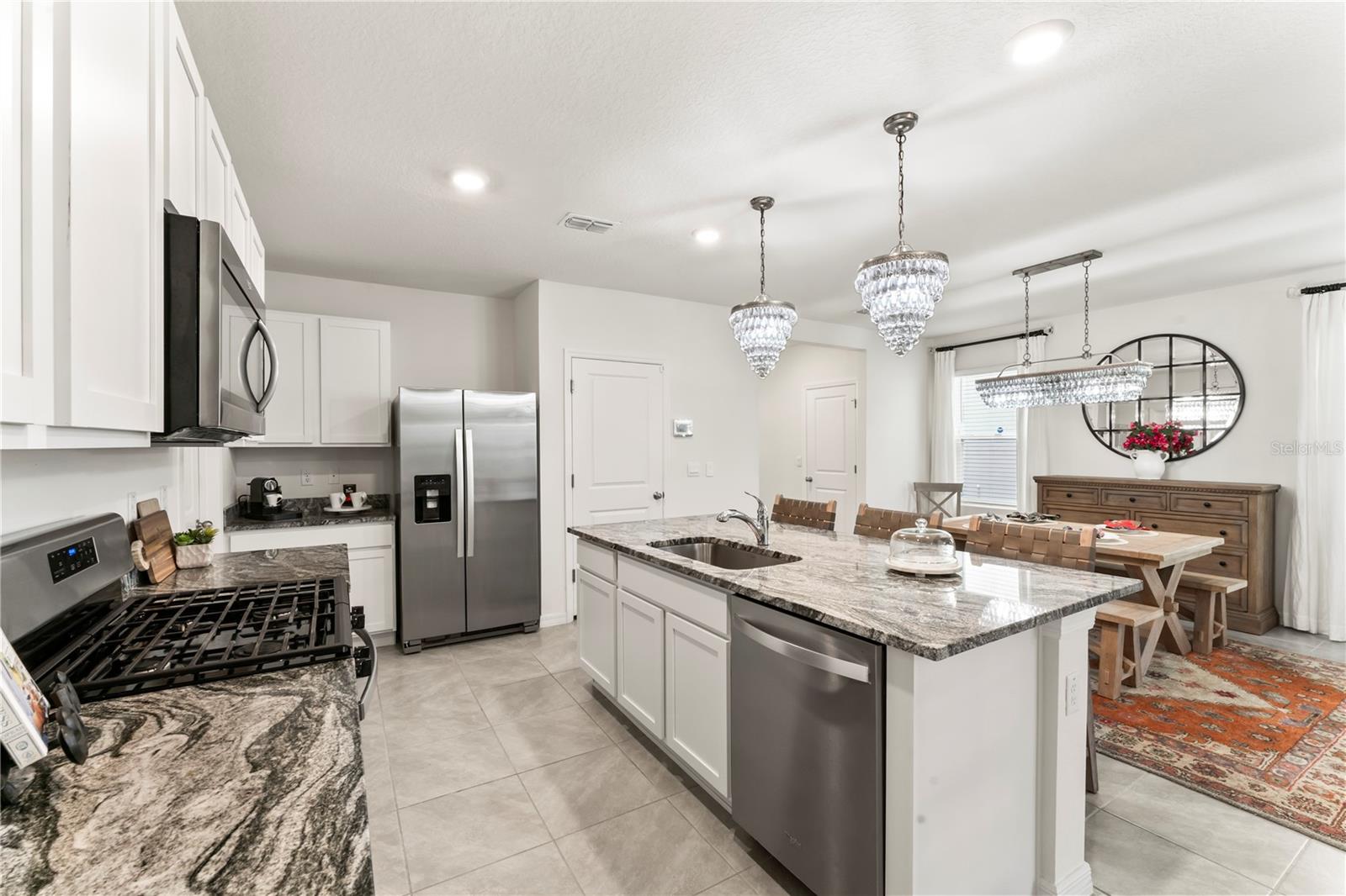 Image 11 of 51 For 35780 Sunflower Hill Drive