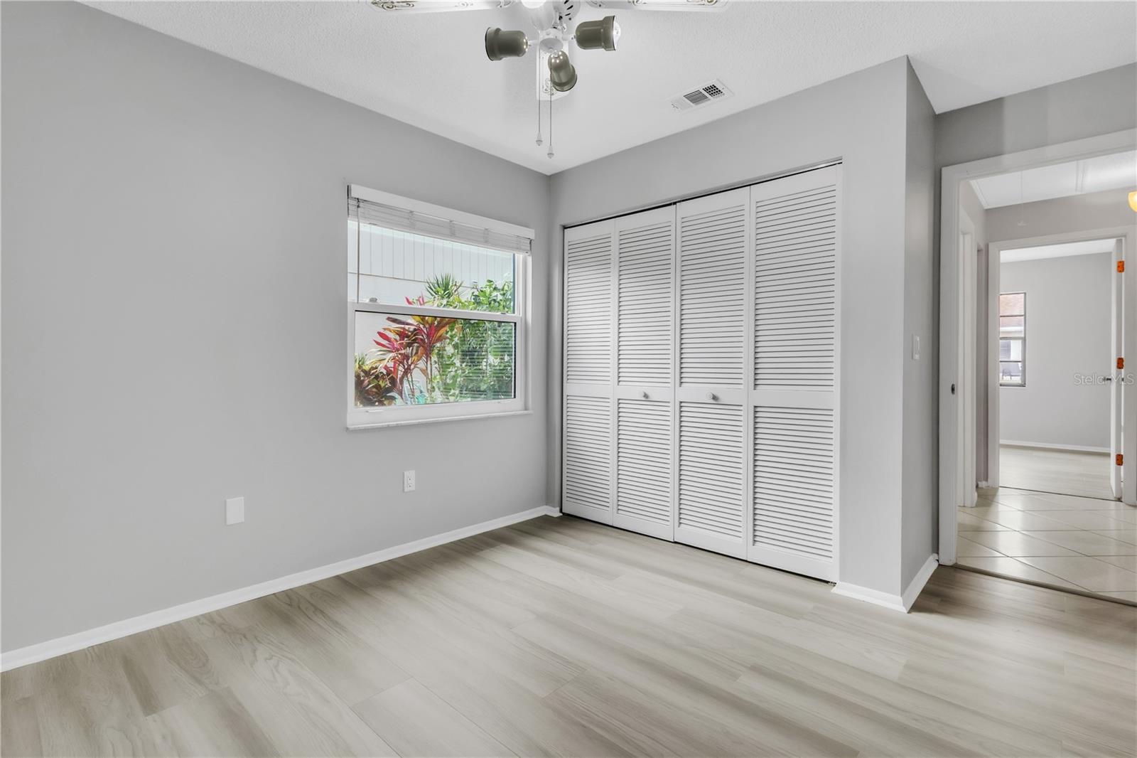 Image 29 of 47 For 4017 103rd Avenue N
