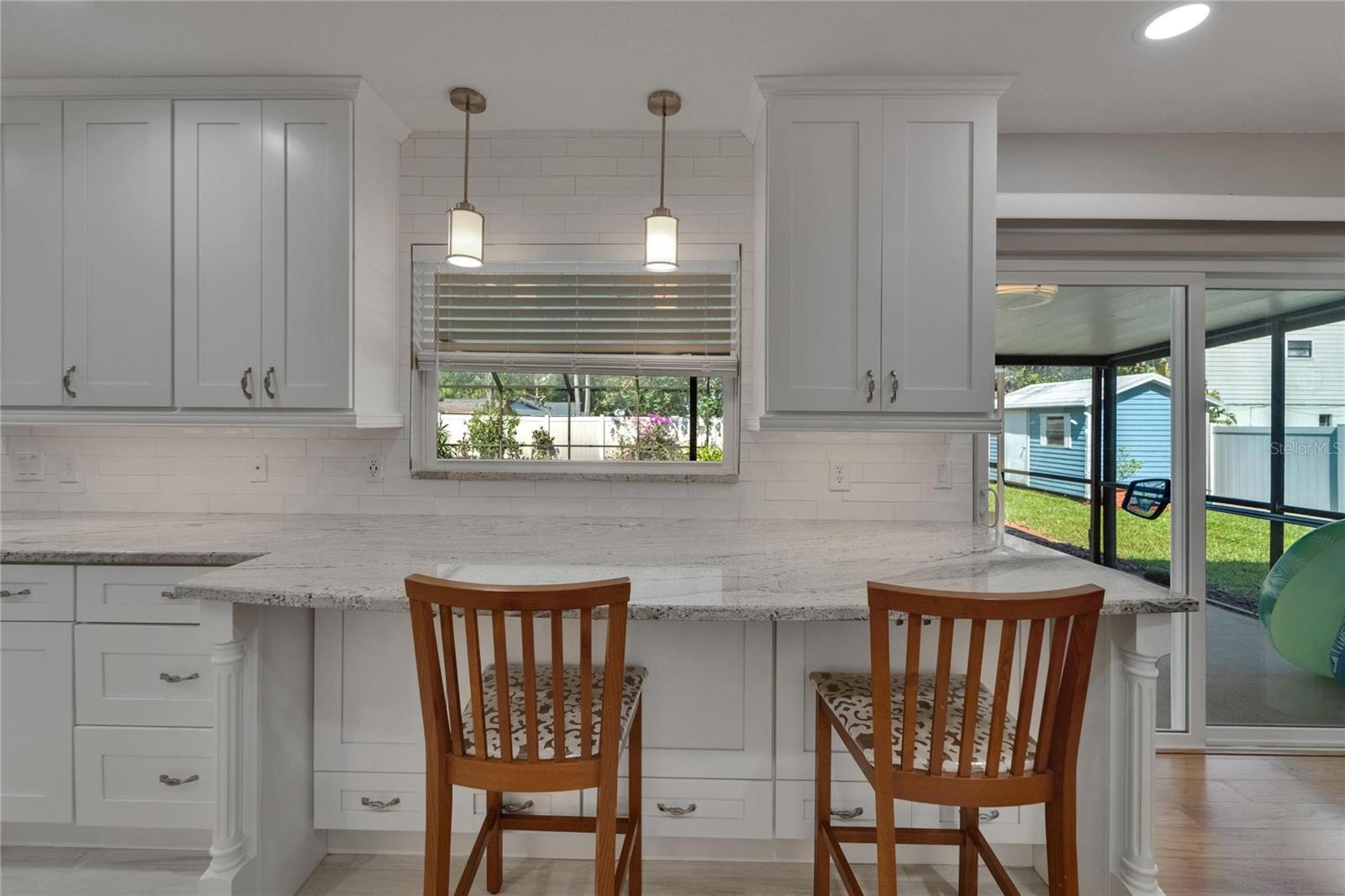 Image 11 of 53 For 9410 Alanbrooke Street