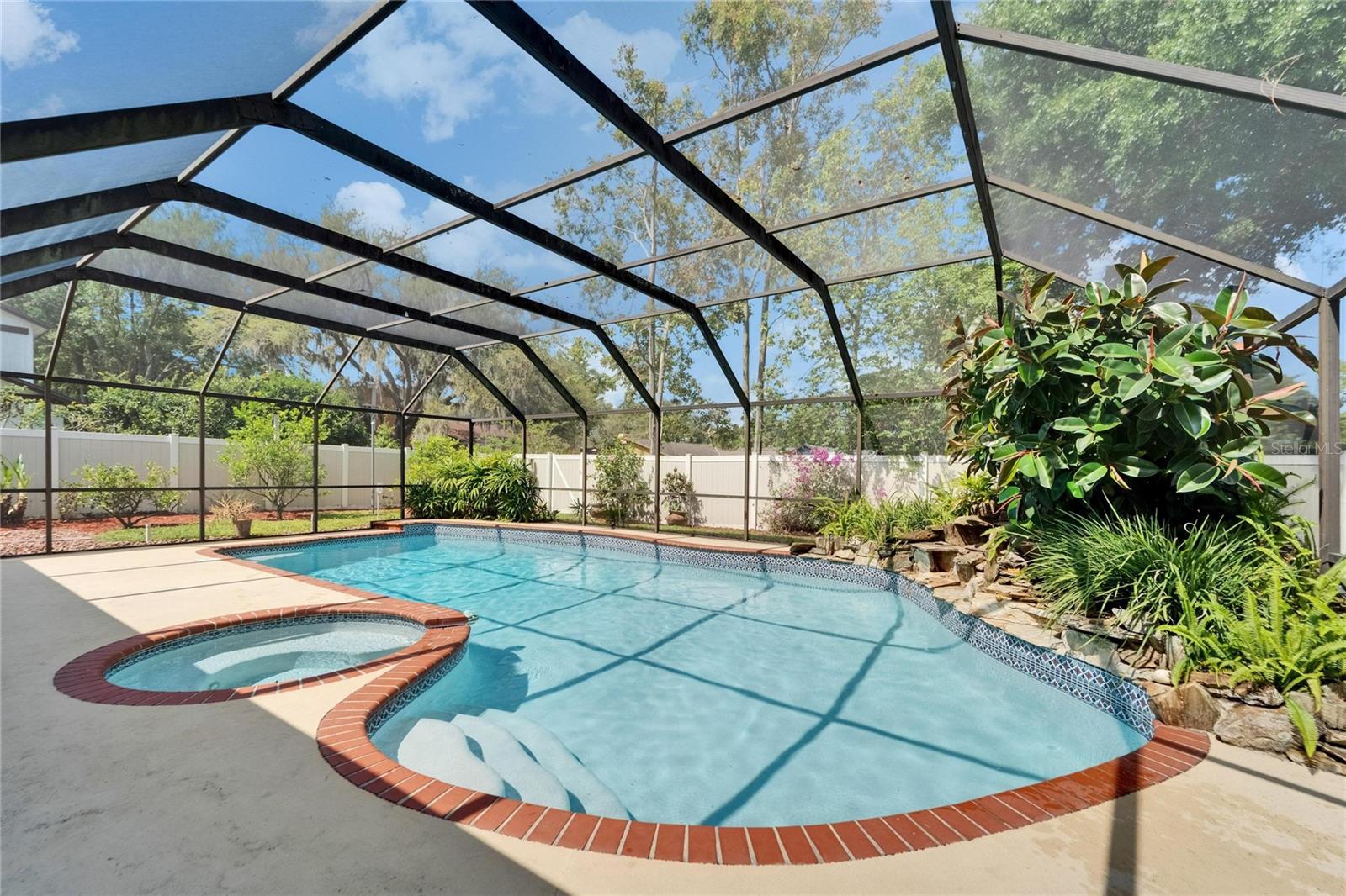 Image 30 of 53 For 9410 Alanbrooke Street
