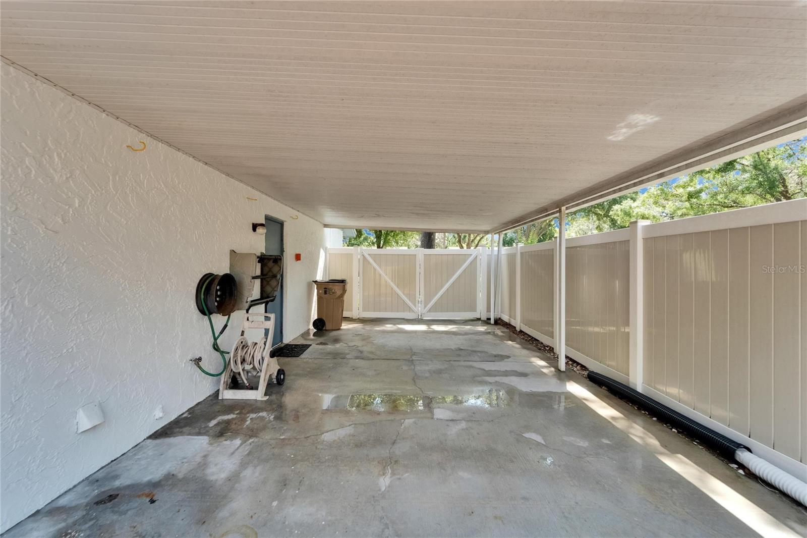 Image 38 of 53 For 9410 Alanbrooke Street