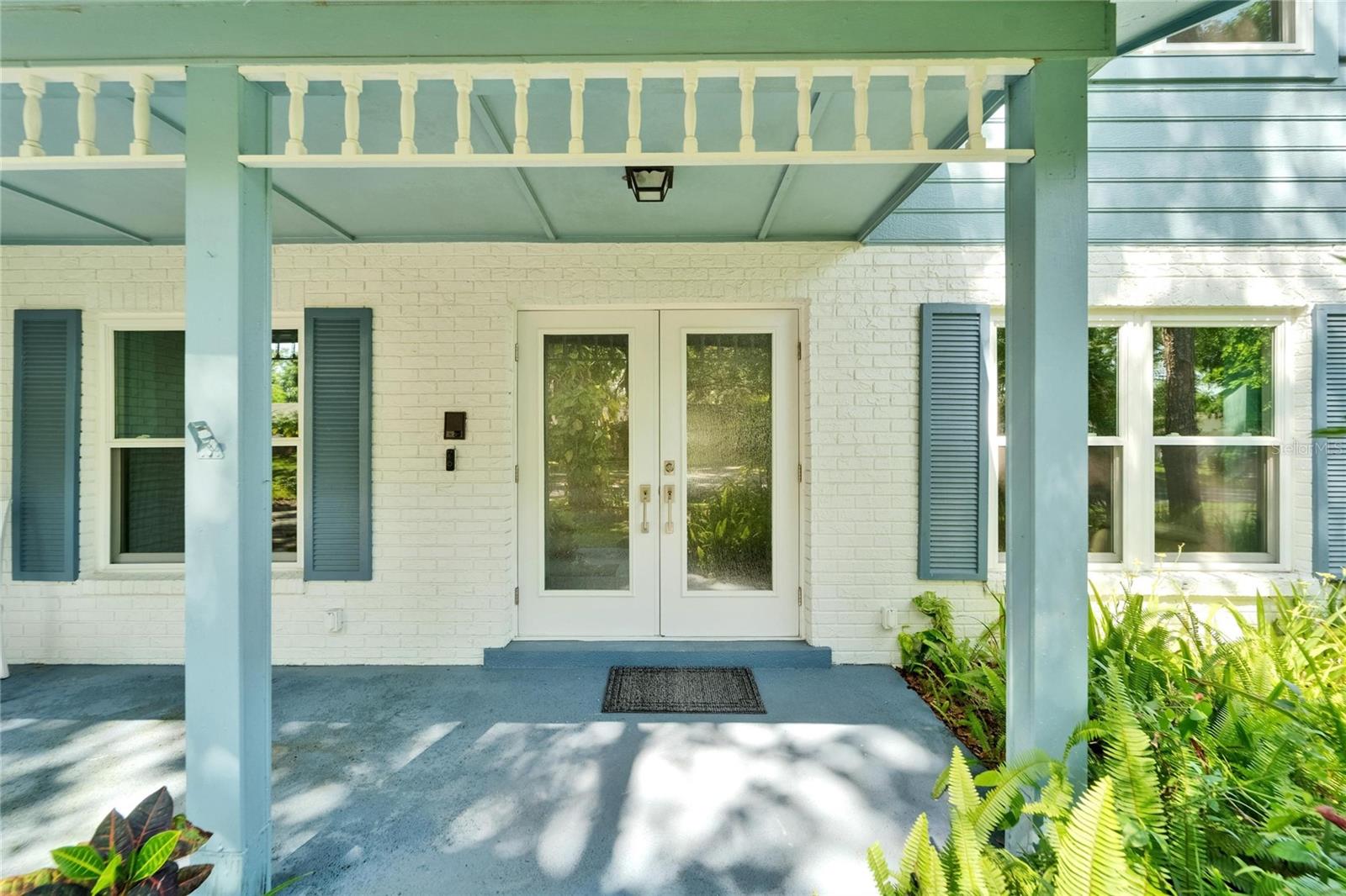 Image 4 of 53 For 9410 Alanbrooke Street