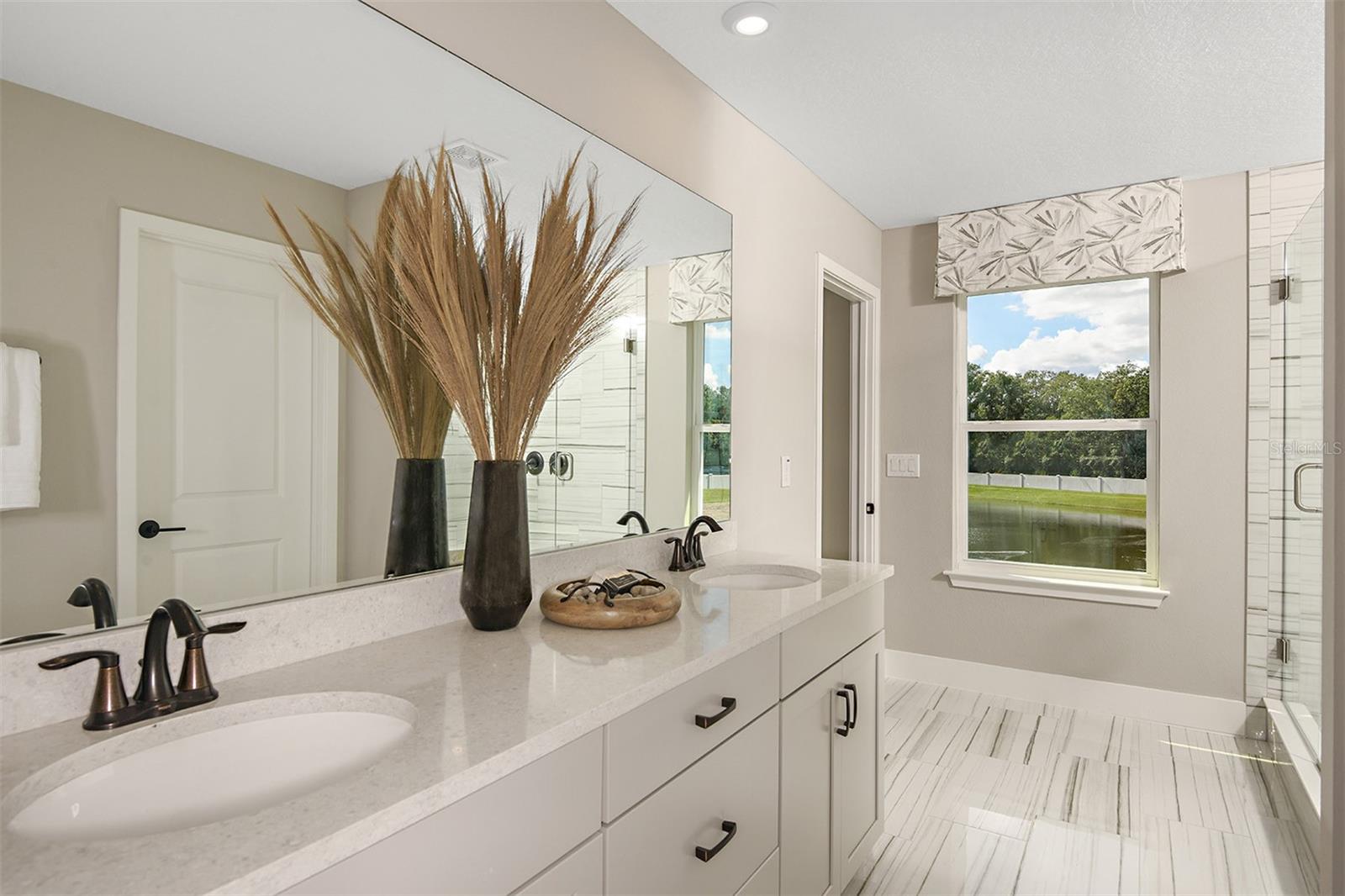 Listing photo id 12 for 3472 Timber Crossing Avenue