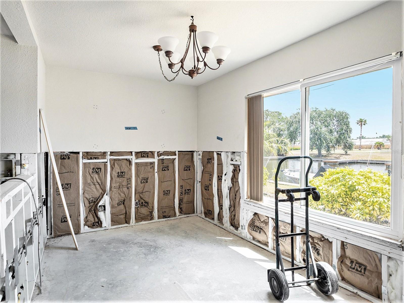 Image 10 of 28 For 404 Moorings Cove Drive 404