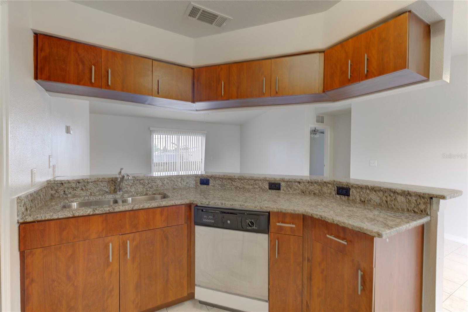 Image 5 of 26 For 3730 Elmwood Drive