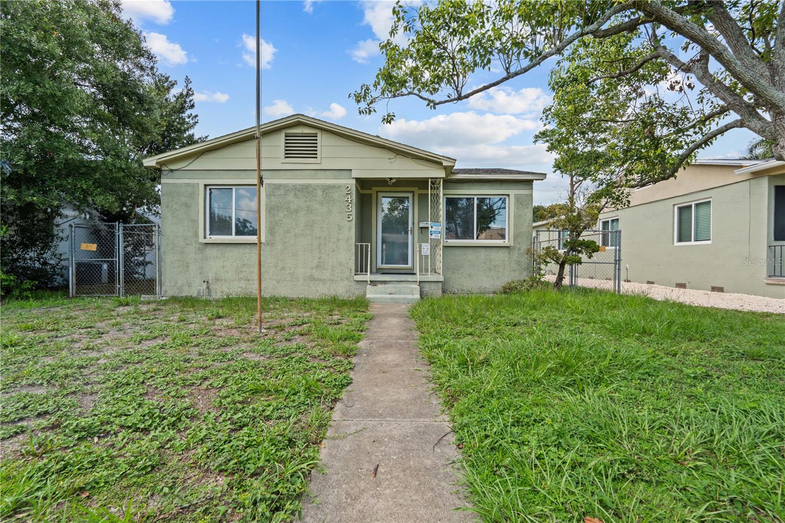 Image 23 of 38 For 2435 37th Avenue N