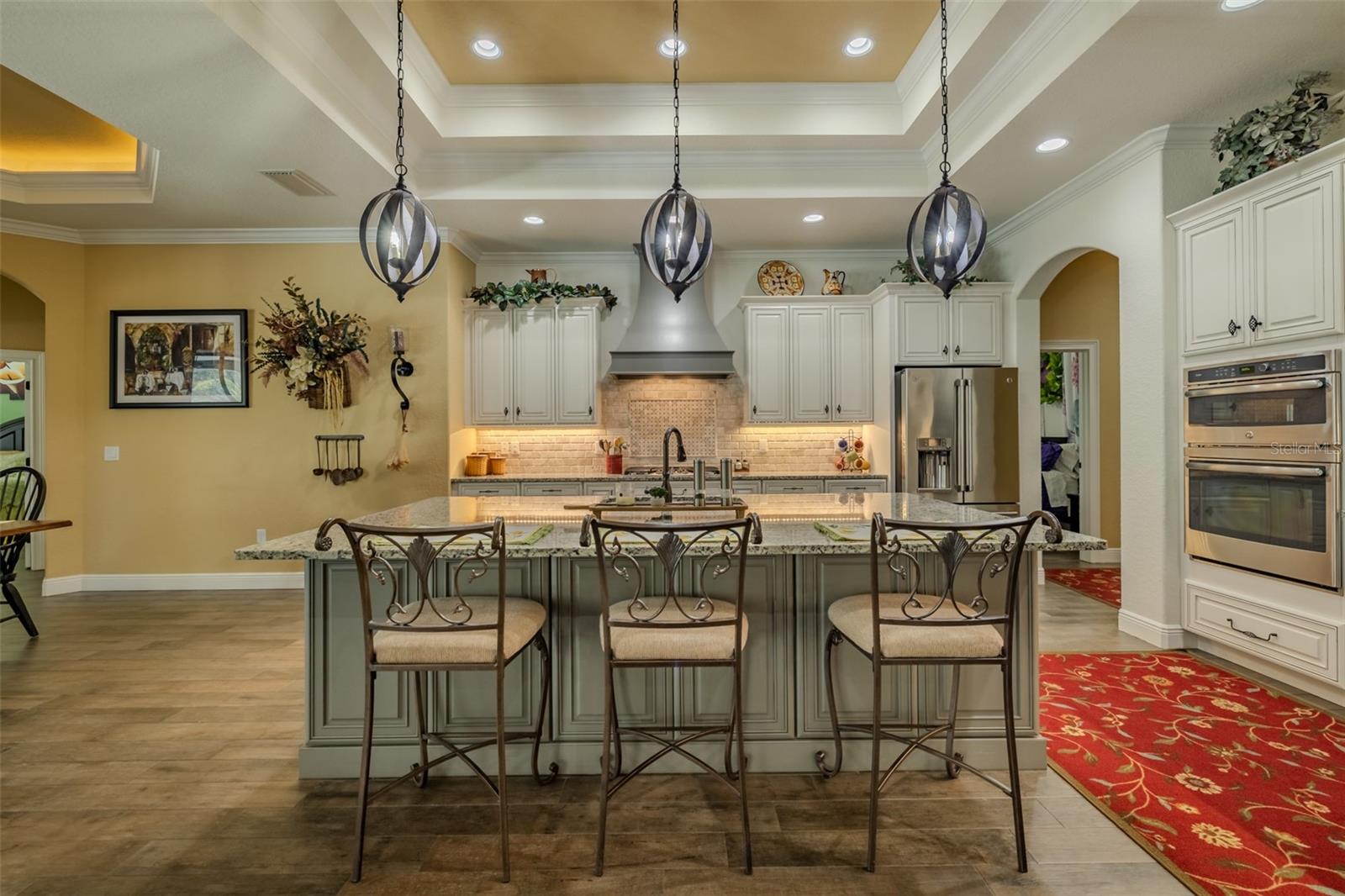 Image 13 of 79 For 304 Hawk Talon Drive