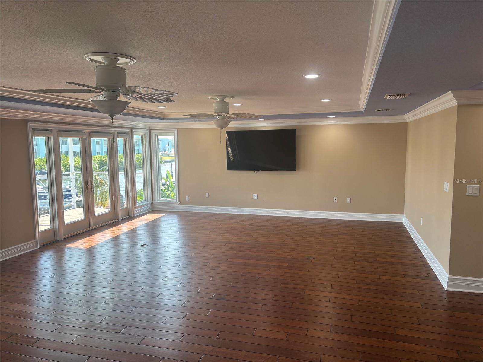 Image 42 of 47 For 324 6th Avenue