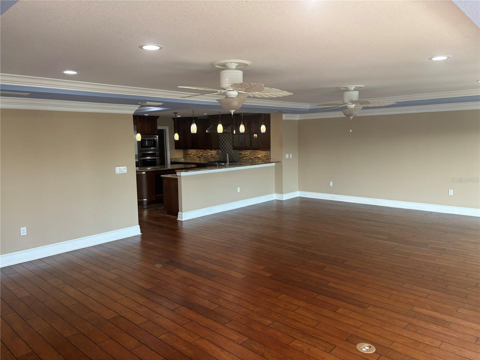 Image 43 of 47 For 324 6th Avenue