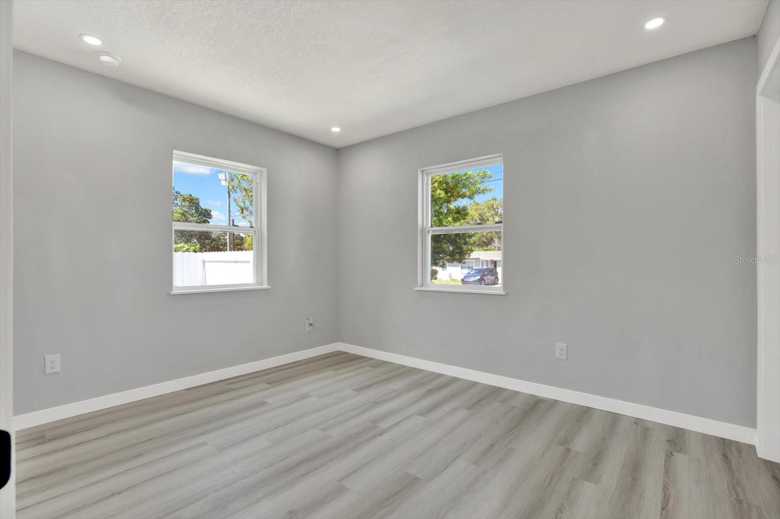 Image 13 of 22 For 1235 Stockton Drive