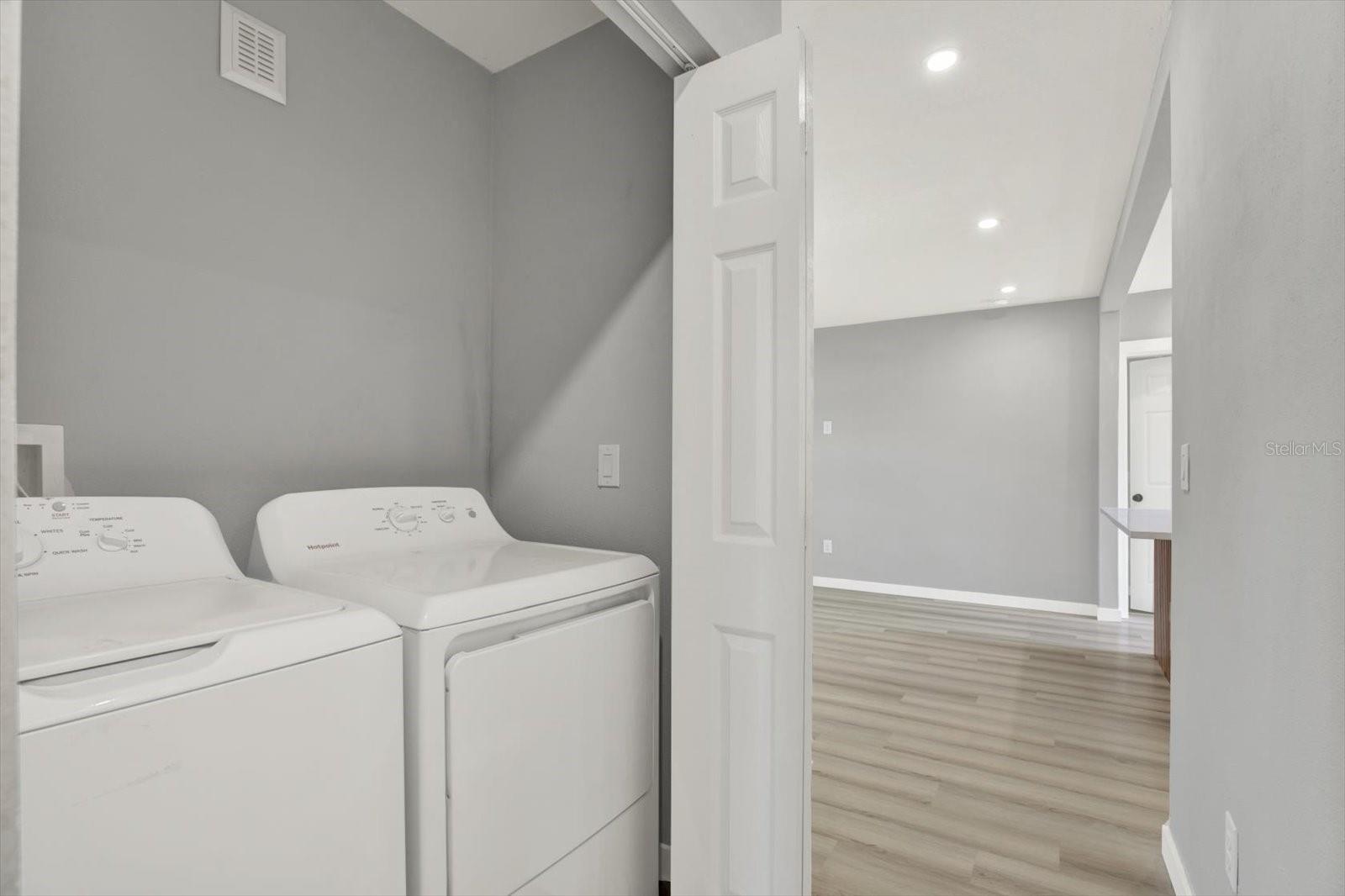 Image 16 of 22 For 1235 Stockton Drive