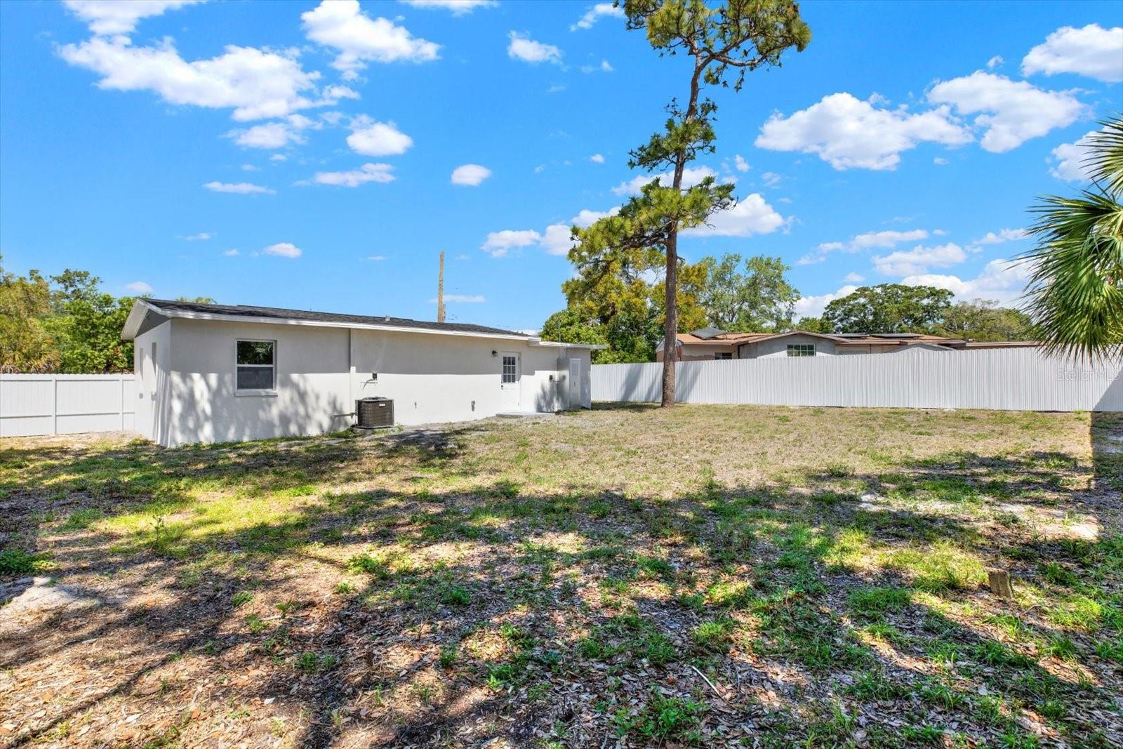Image 18 of 22 For 1235 Stockton Drive