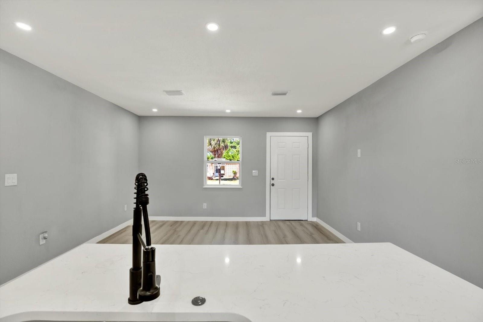 Image 9 of 22 For 1235 Stockton Drive