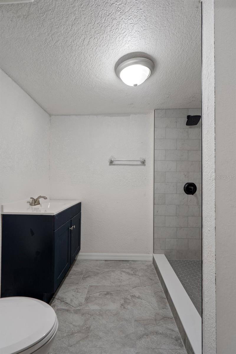 Image 15 of 33 For 19496 Wildwood Drive