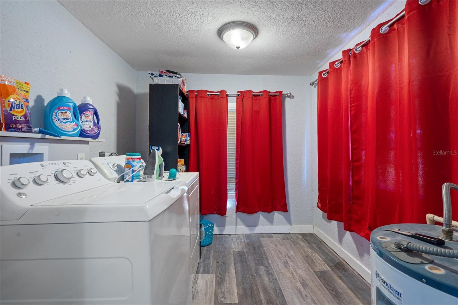 Image 22 of 33 For 19496 Wildwood Drive