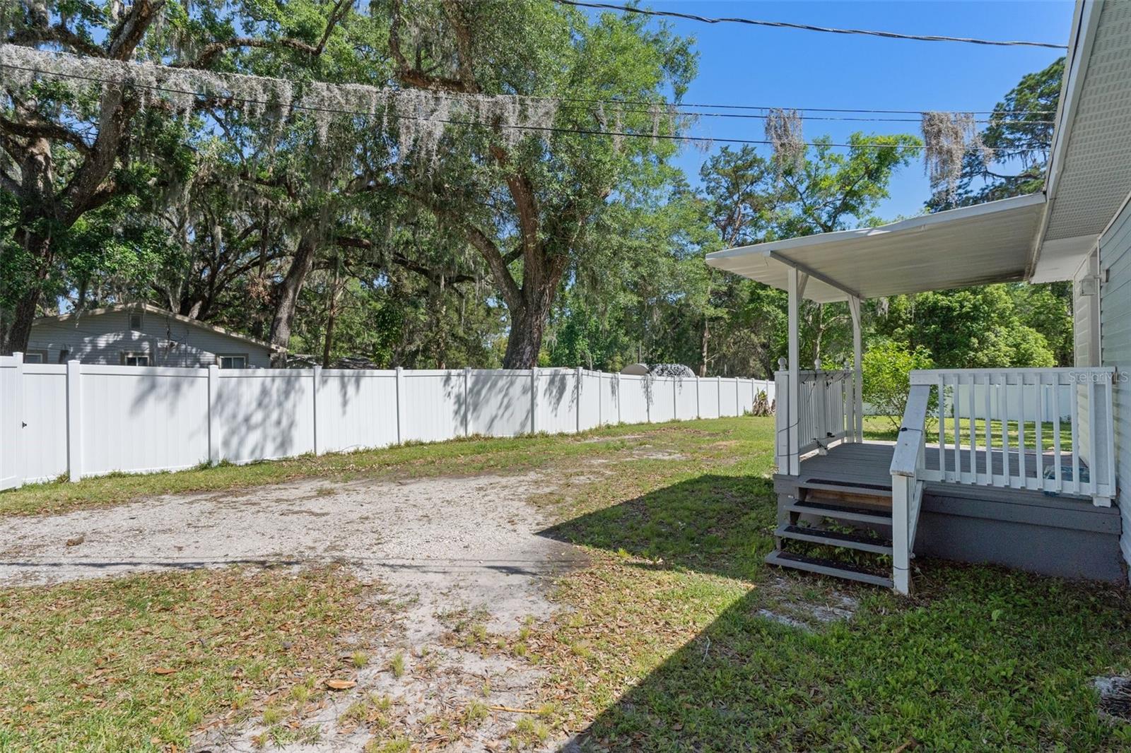 Image 23 of 33 For 19496 Wildwood Drive