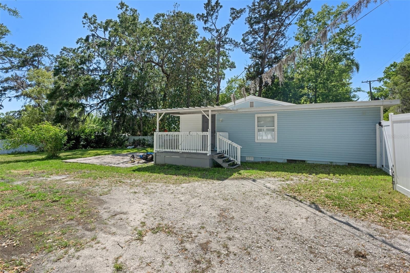 Image 24 of 33 For 19496 Wildwood Drive