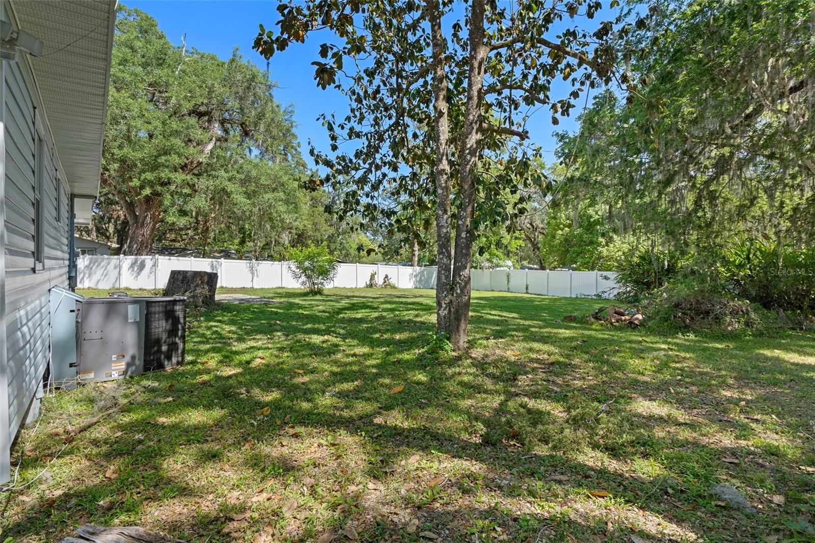 Image 28 of 33 For 19496 Wildwood Drive