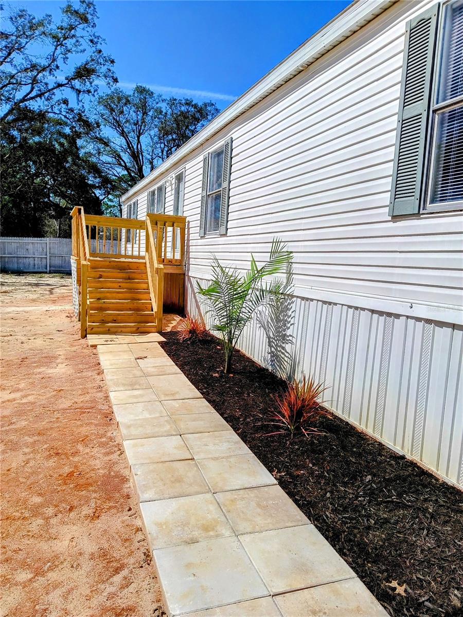 Image 3 of 42 For 3863 Klett Path