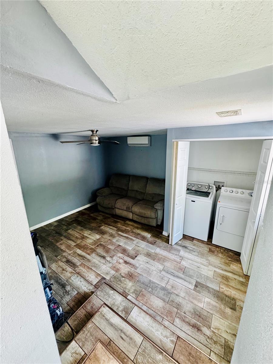 Image 7 of 12 For 3970 56th Ave N