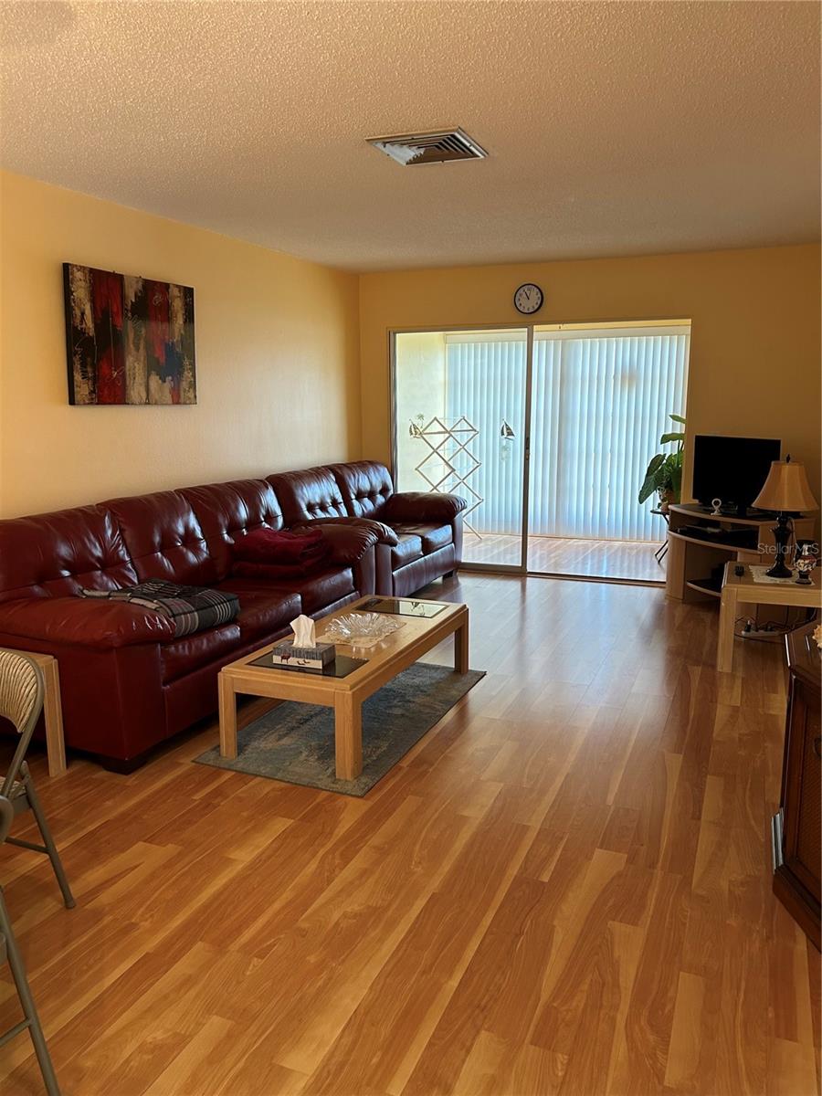 Image 10 of 28 For 1301 Hercules Avenue 19