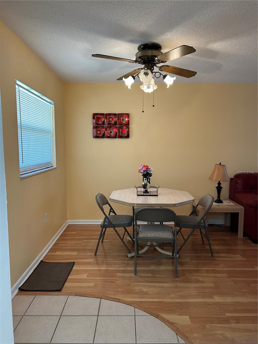 Image 7 of 28 For 1301 Hercules Avenue 19