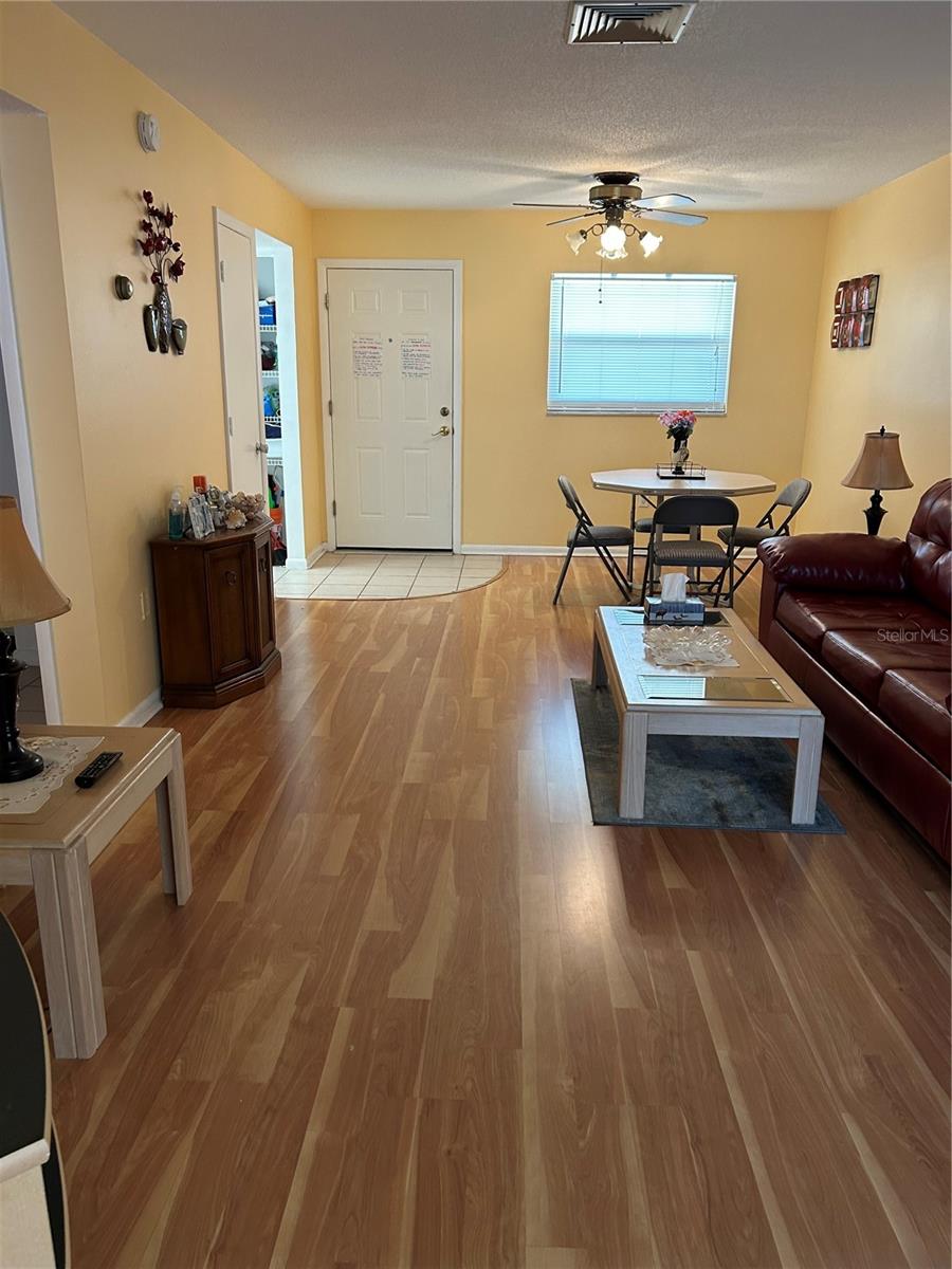 Image 8 of 28 For 1301 Hercules Avenue 19