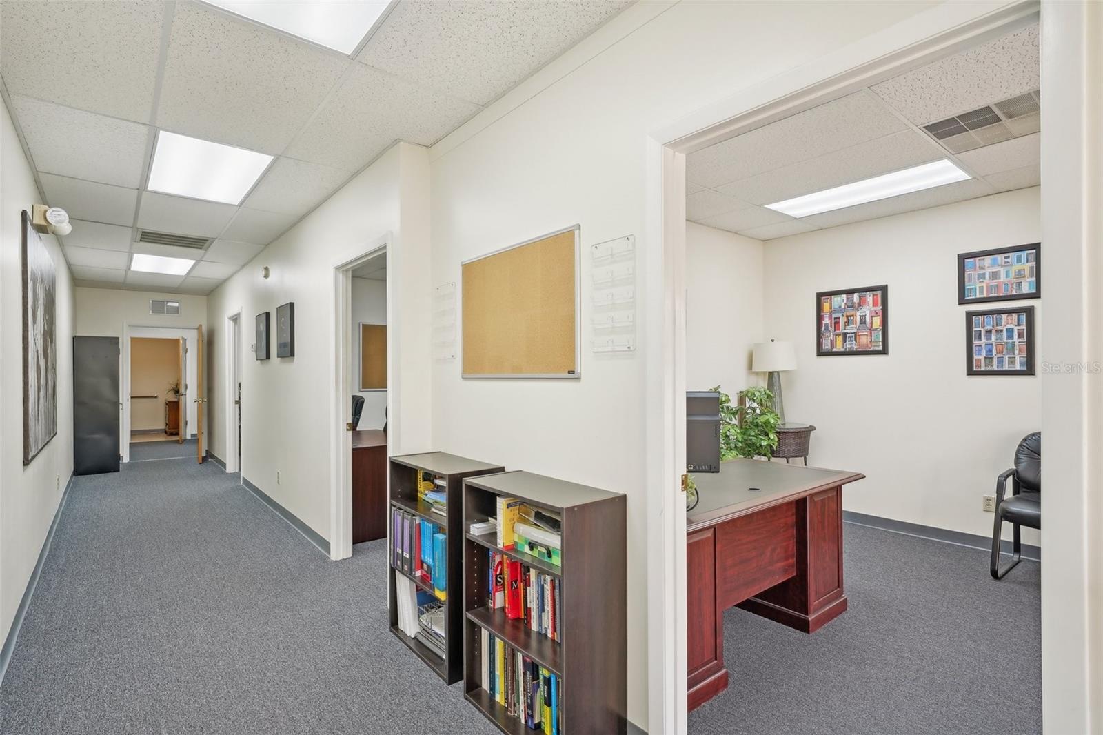 Listing photo id 23 for 37915 Heather Place 7