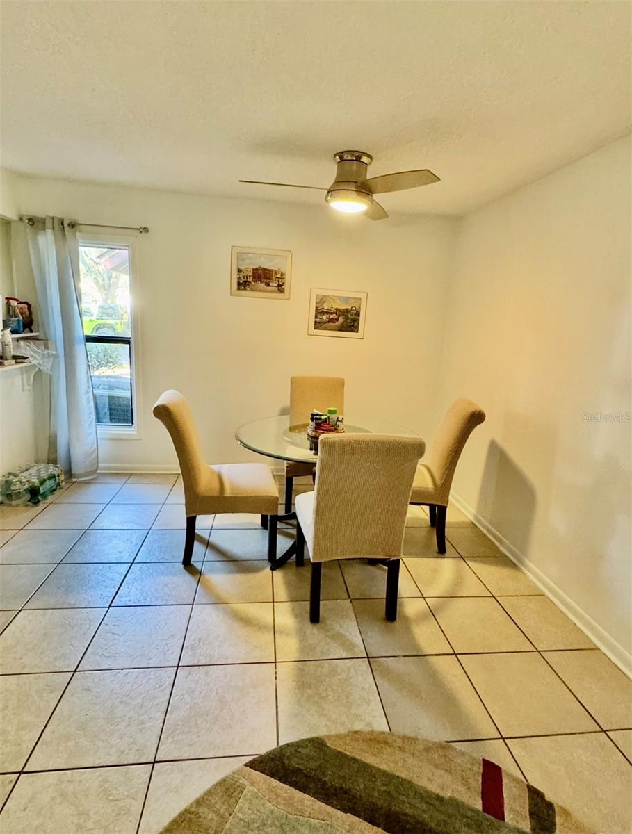 Image 9 of 27 For 12315 Touchton Drive 90